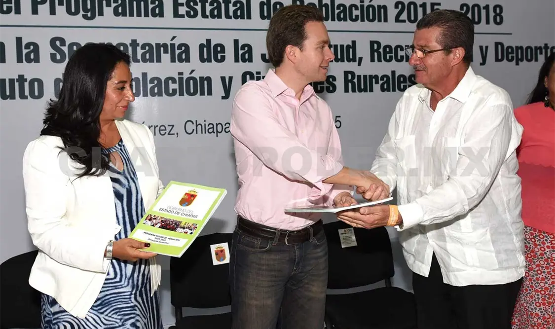 Aspecto del evento encabezado por Manuel Velasco Coello. CP