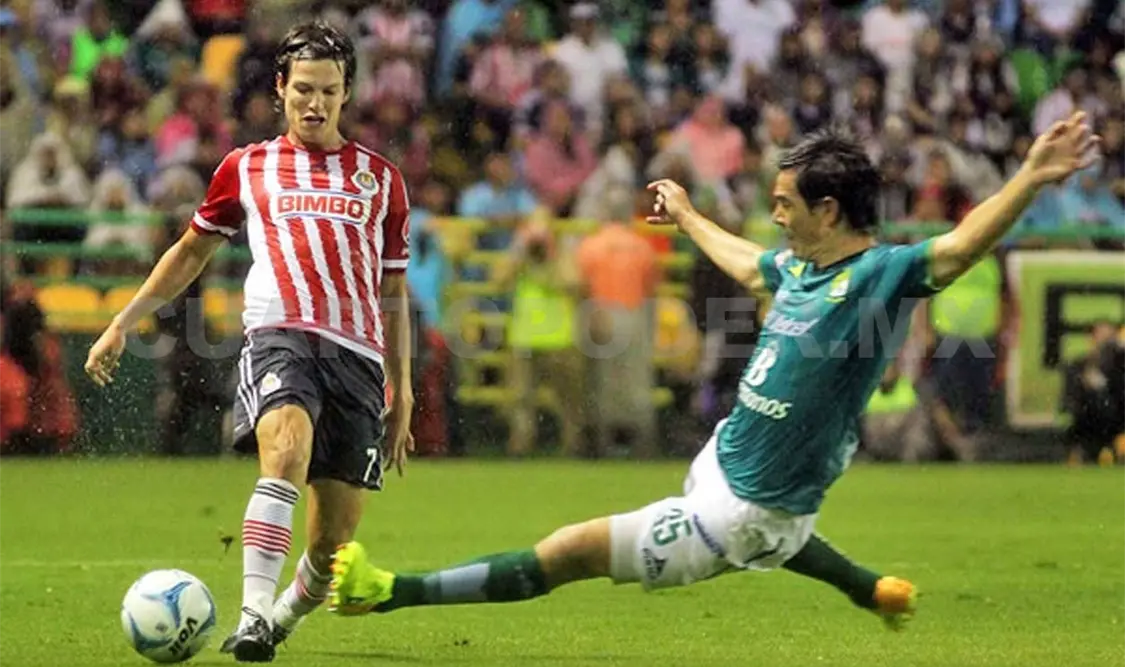 León “ruge” con fuerza y sigue como líder