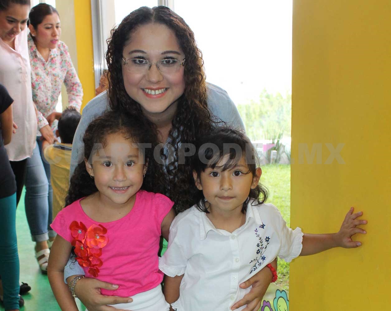 Fátima apagó 2 velitas