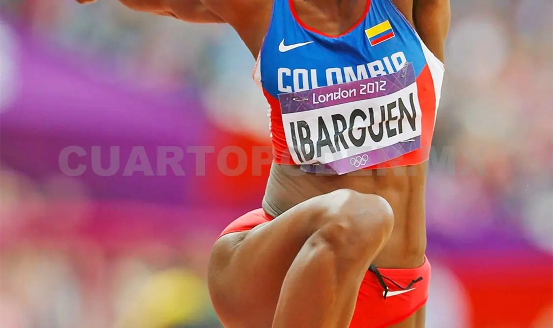 Colombiana Caterine Ibargüen alarga reinado