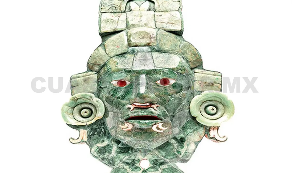 Se exhibe la máscara de Calakmul