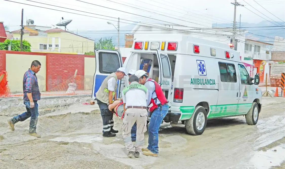 Policía asaltado y aventado al río Sabinal
