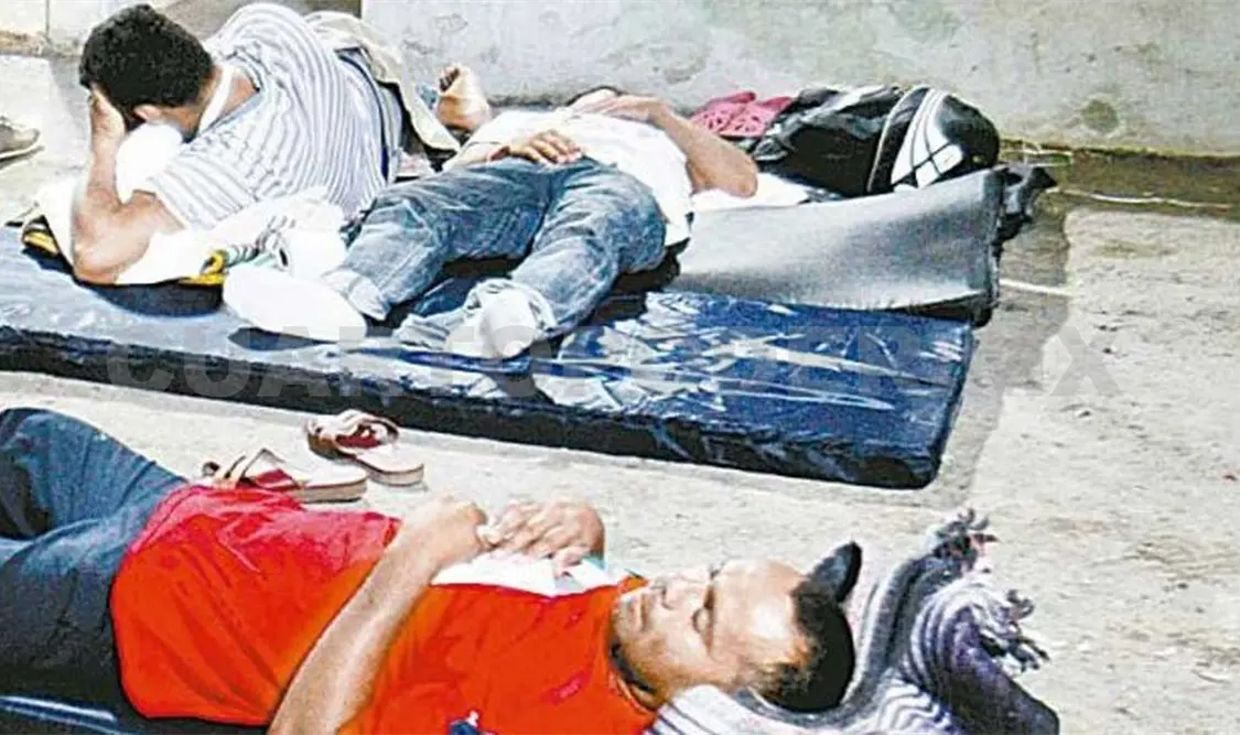 Recuerdan viacrucis de los migrantes