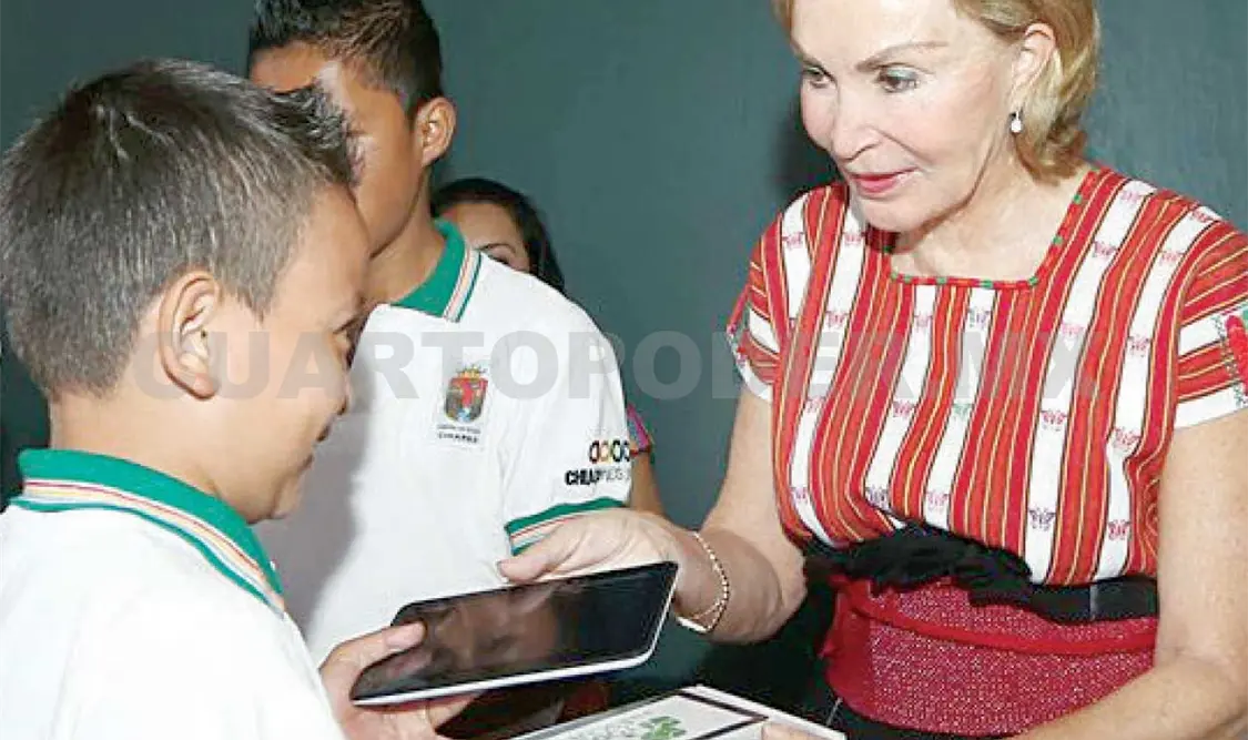 Tabletas para apoyo de los estudiantes