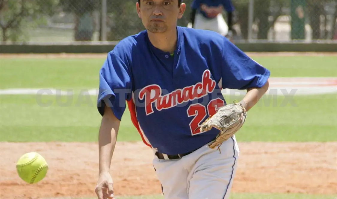 Pumach pega primero y gana 14-4