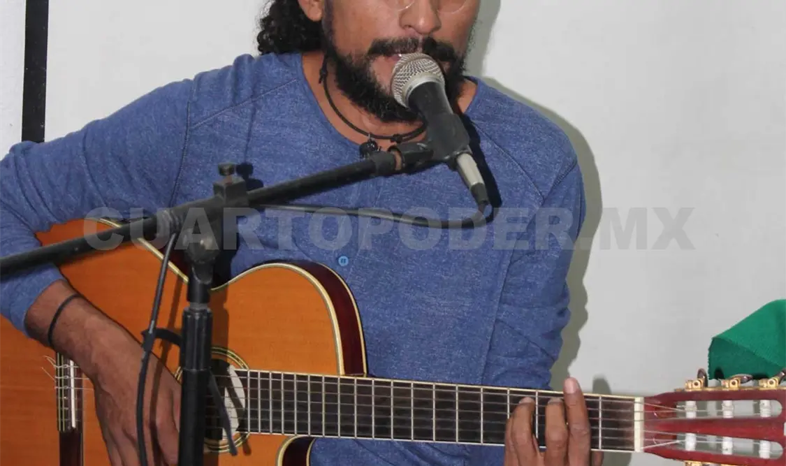 El cantautor César Gandy. Darwin Mendoza / CP