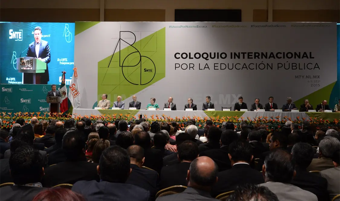 Coloquio Internacional por la Educación Pública / NTX