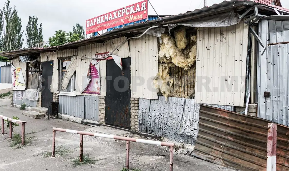 Los milicianos se han instalado donde antes había una cafetería.NTX