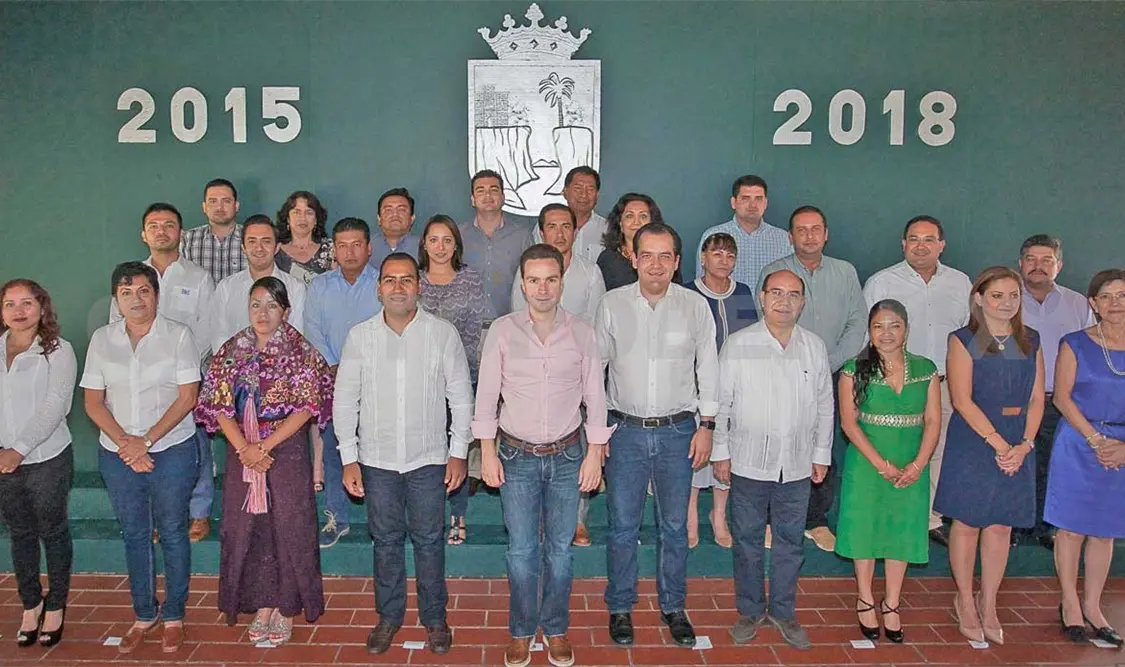 Las y los diputados suman esfuerzos con el representante del Ejecutivo estatal para brindar una excelente atención a las demandas de la sociedad. CP