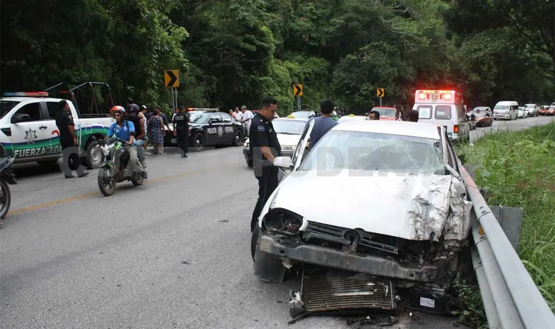 Autoridades federales determinaron que las unidades fueran trasladadas a un corralón de la ciudad.