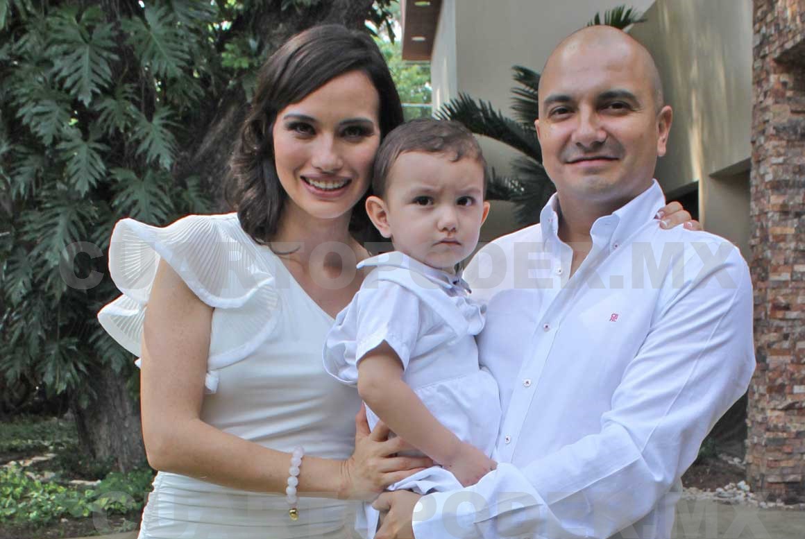 Bautizo y fiesta de cumpleaños para Juan Pablo
