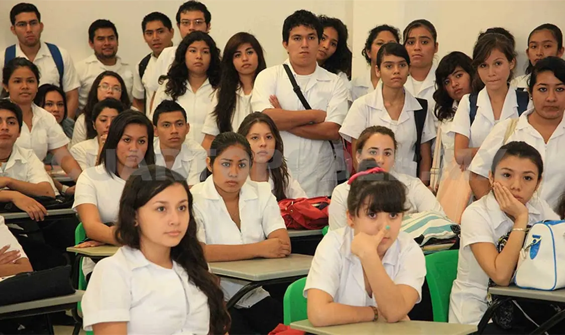 Becas para diplomados y estudios universitarios