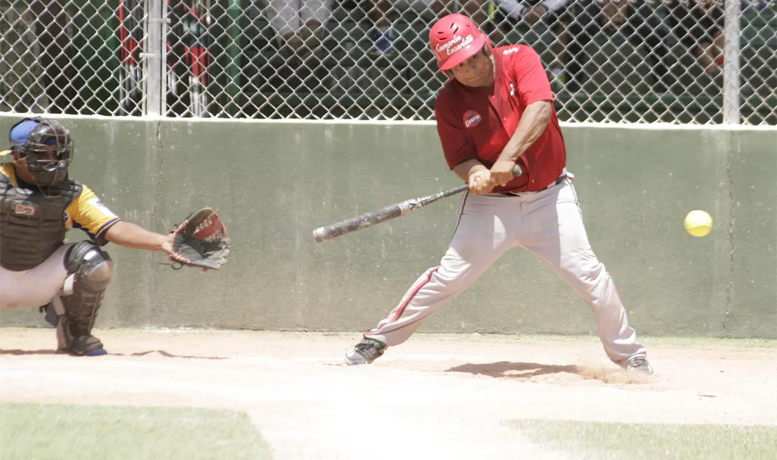 Respecto al Campeonato de Segunda, la novena de Camarón Escarlata cerrará las acciones cuando se mida ante Alianza AC en punto de las 16:00 horas. Guillermo Ramos / CP