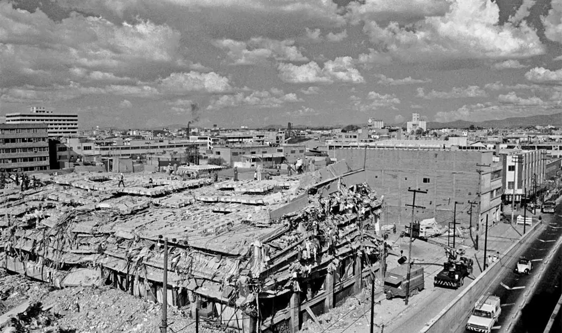 Fotografía de lo que ocasionó el terremoto. Cortesía