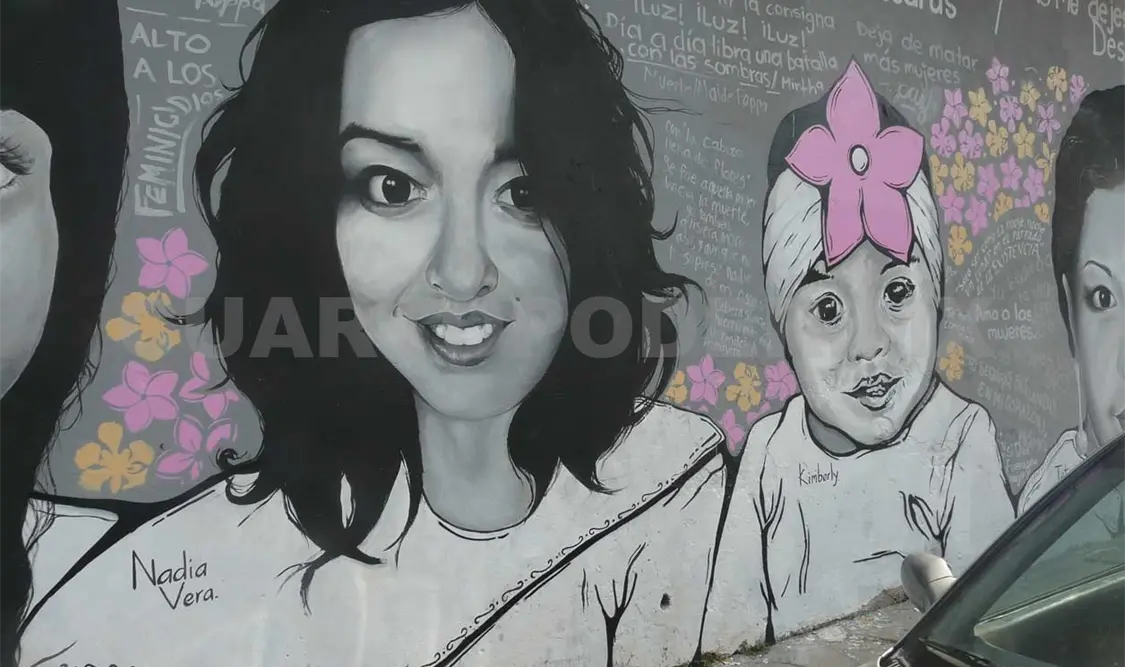 En el mural se observa el rostro de chiapanecas, dos asesinadas y una desaparecida. CP
