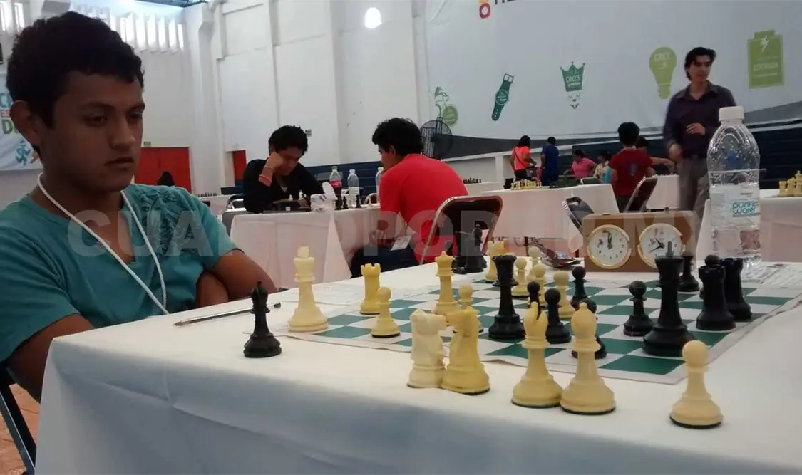 Romel Gutiérrez, líder con 21 puntos