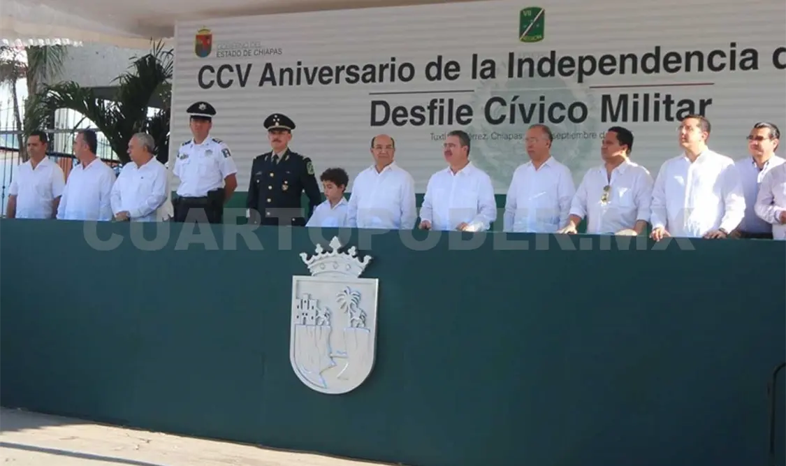 Disfrutan de las fiestas patrias con seguridad