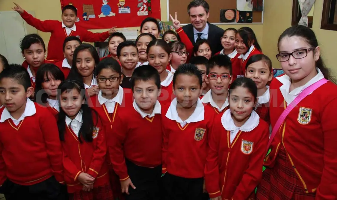 Descarta Nuño Mayer recortes a educación