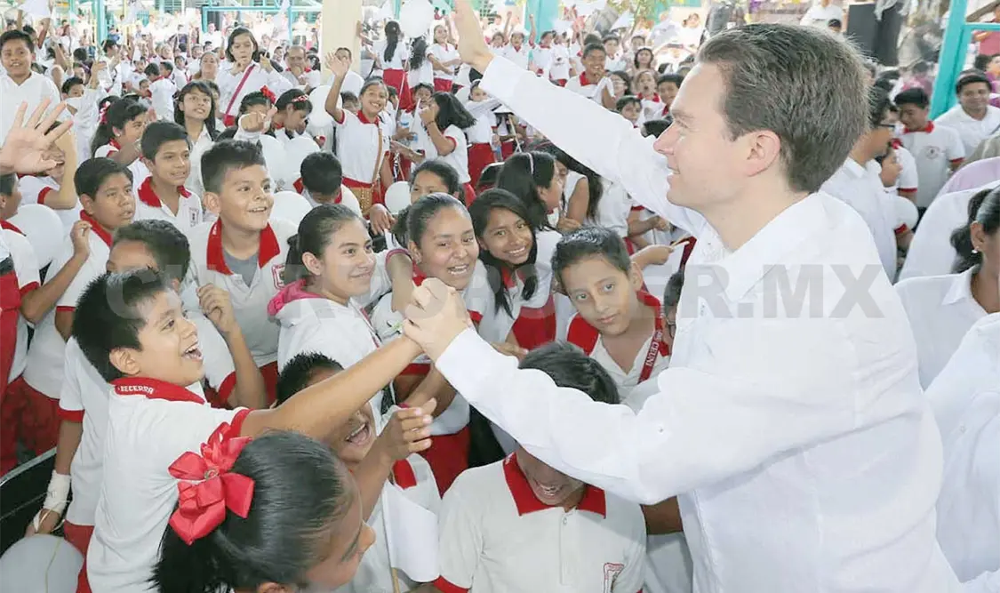 Destacan programa educativo para la paz