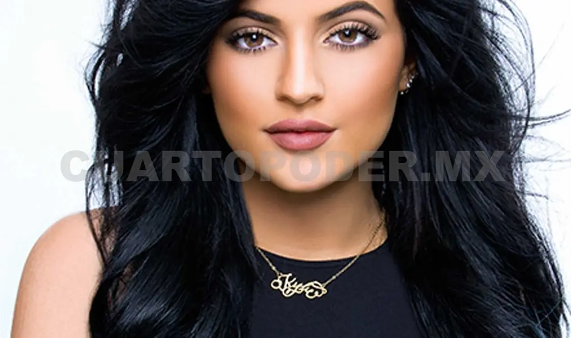 Casi desgreñan a Kylie Jenner