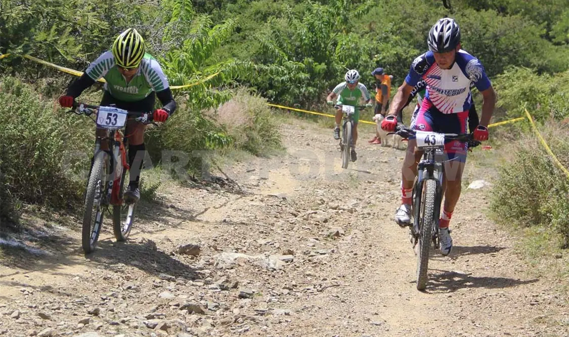 Presentan carrera en Coita