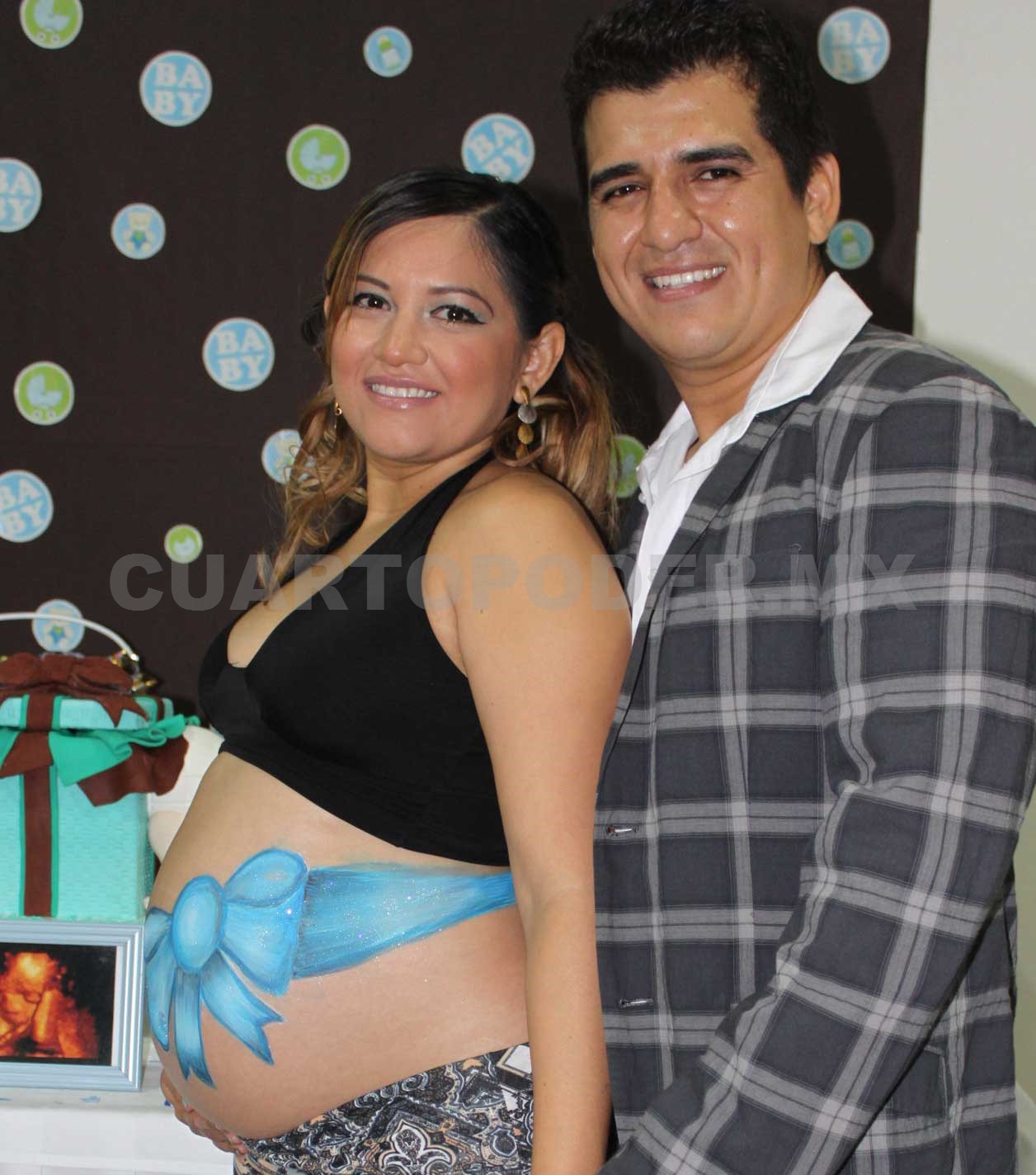 Lizzet y Ángel, en espera del pequeño Darien
