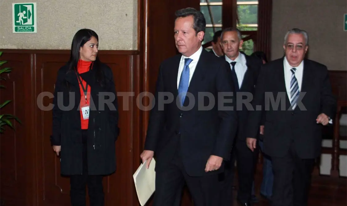 “Estamos del mismo lado”, dice EPN a padres de normalistas