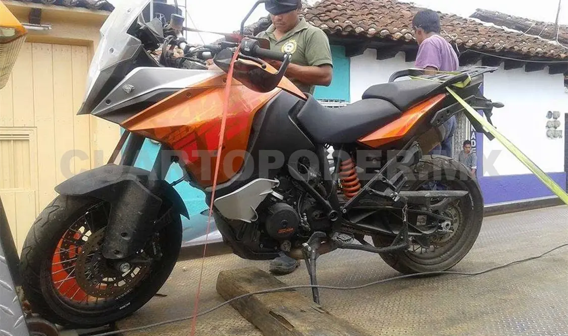 Recuperan motocicleta robada en el DF