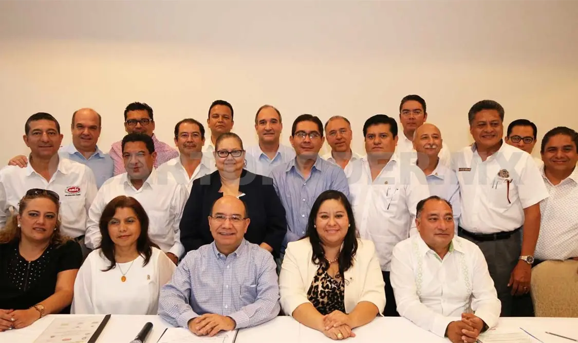 Se reúnen Gobierno y empresarios
