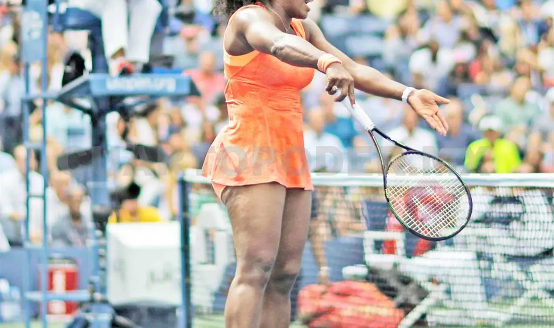 Serena alcanza a Evert en número de semanas