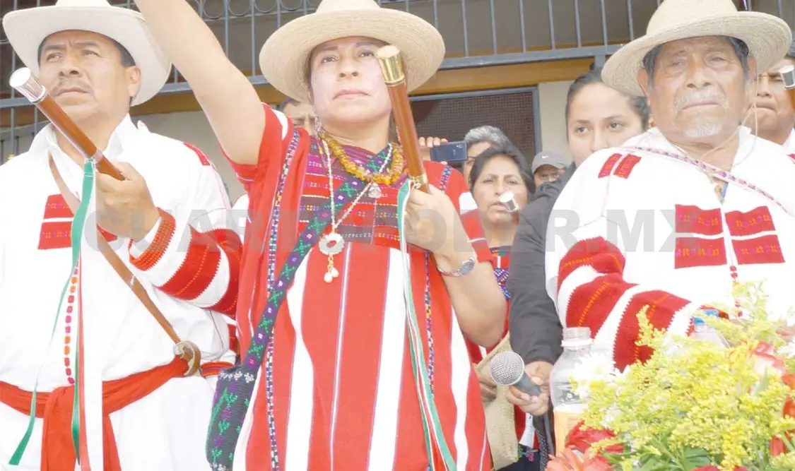 Con marcha por la paz, toma posesión alcaldesa indígena