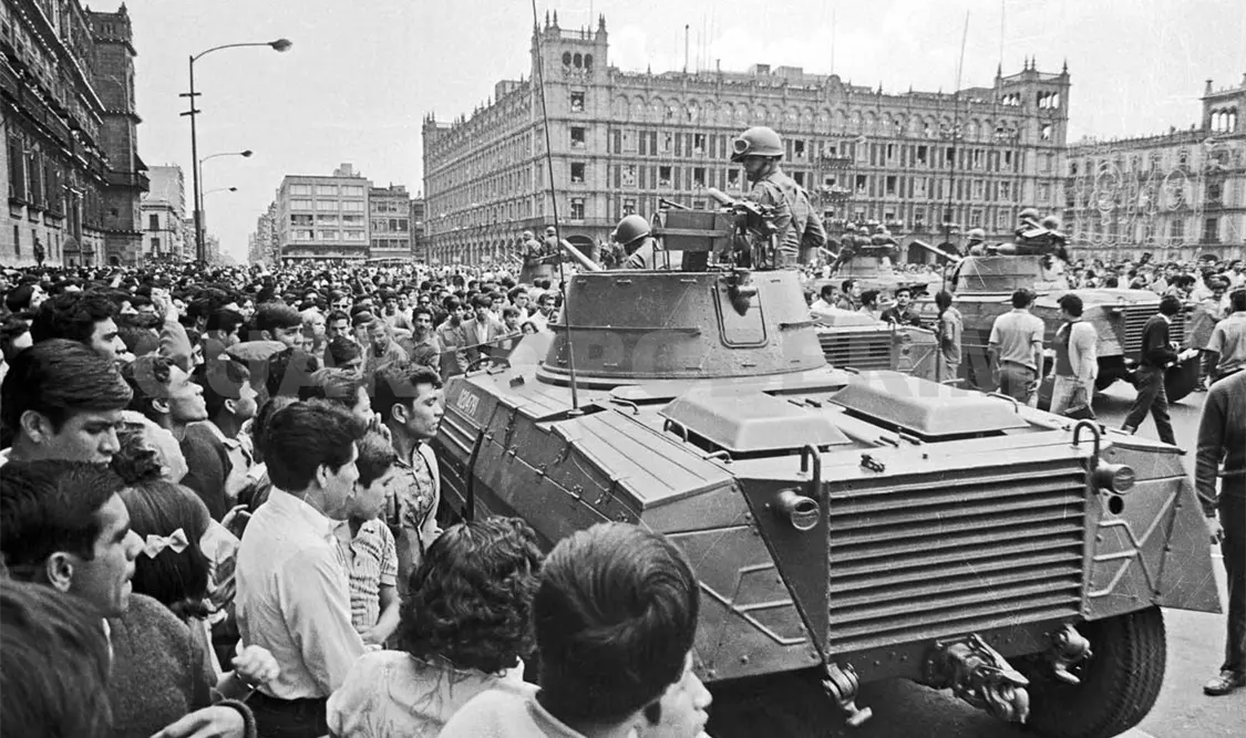 La matanza de Tlatelolco fue un acto en contra de estudiantes que se manifestaban contra el gobierno. Agencias
