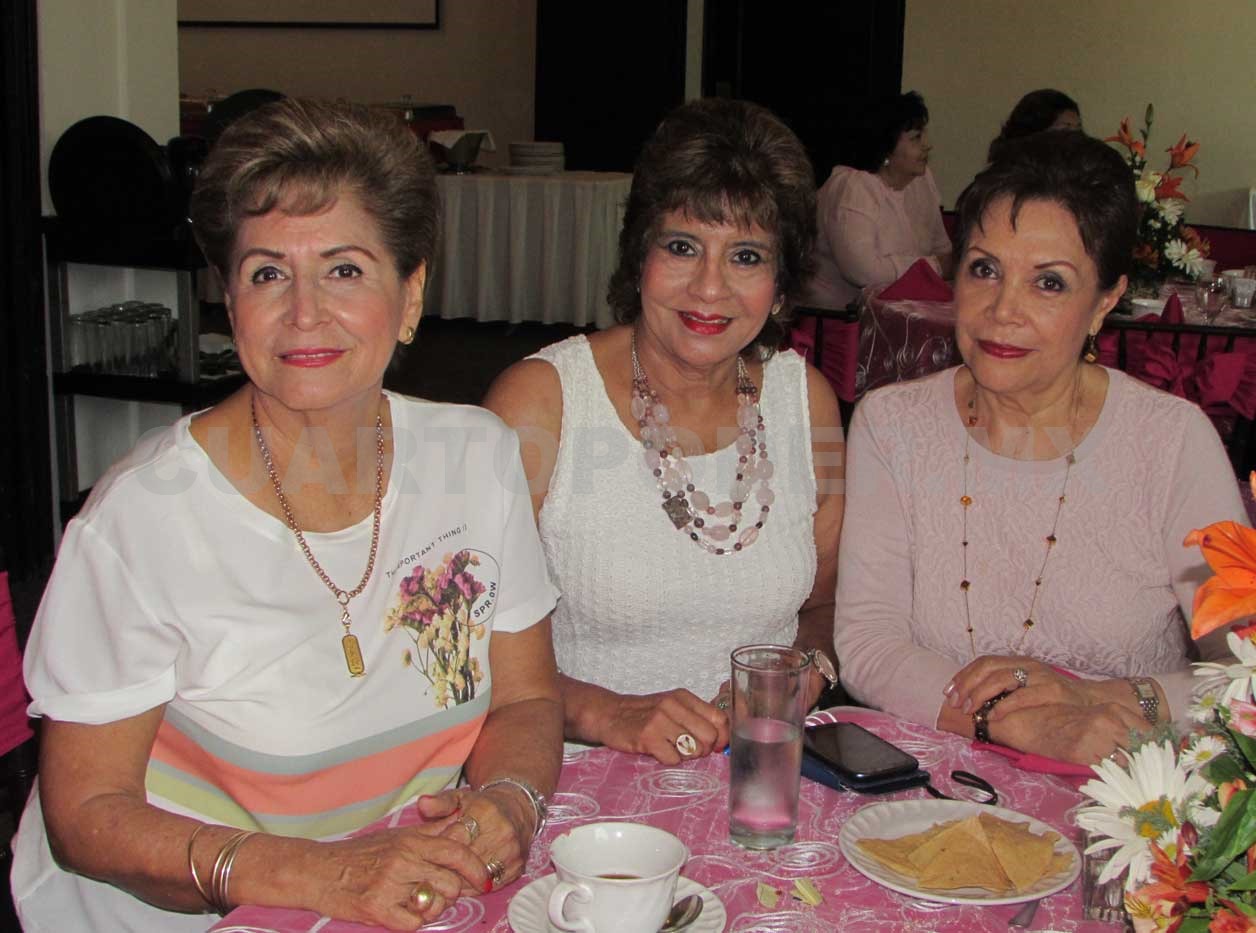 Gully celebró en compañía de sus amigas