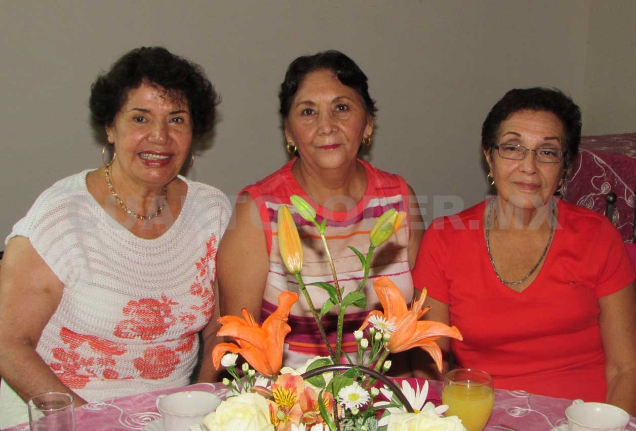 Gully celebró en compañía de sus amigas