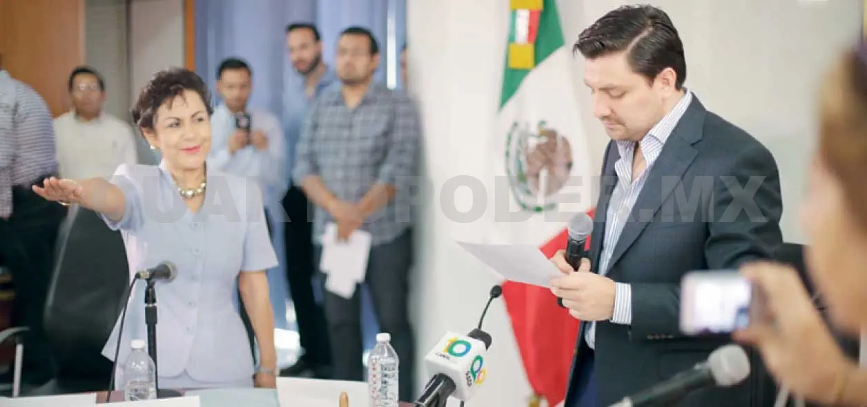 ASUMEN FUNCIONARIOS