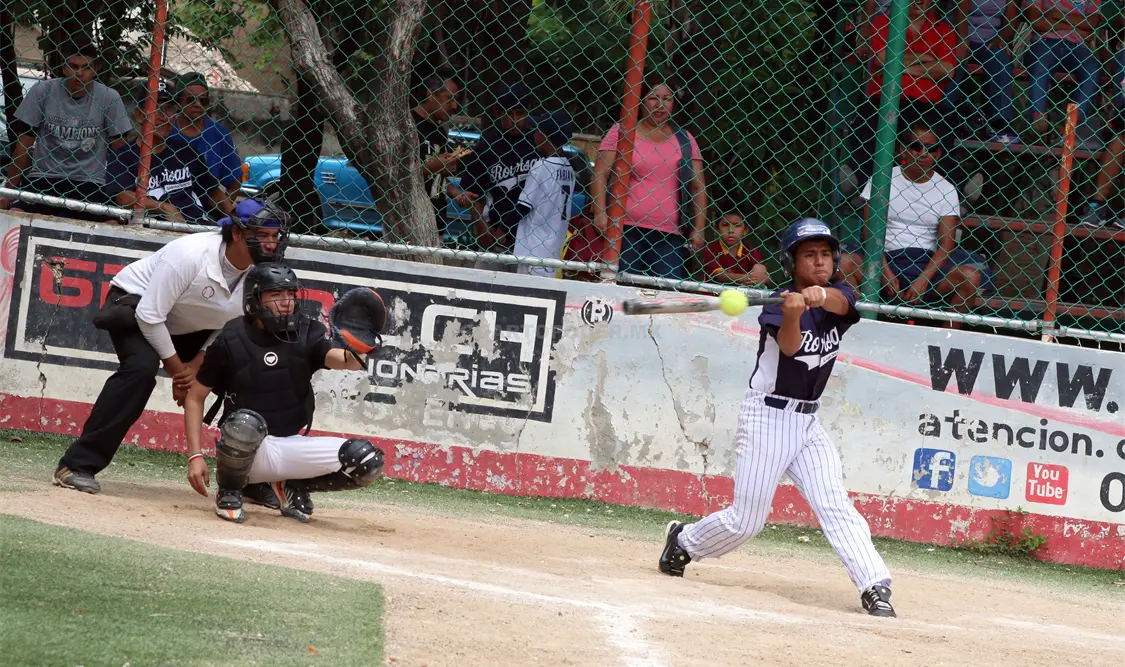 Respecto del Campeonato de Primera solo habrá un cotejo que se disputará a las 11:00 de la mañana, entre el conjunto de El Morro I contra los líderes Rovisan I. Alejandro Aguilar/CP