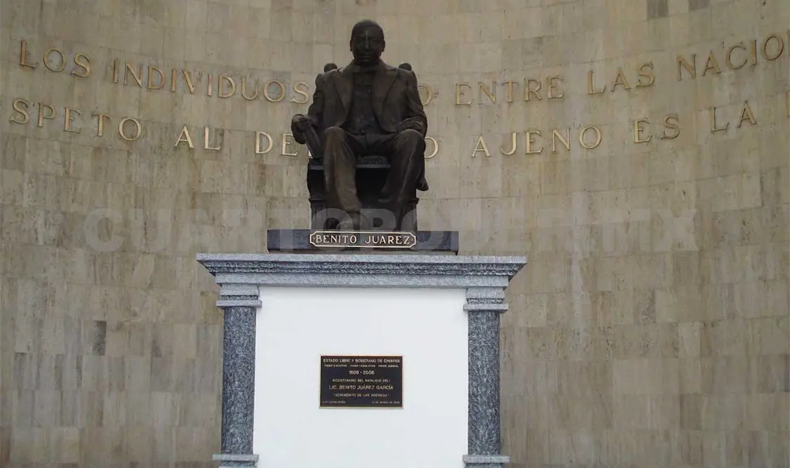 Aspecto del Congreso del Estado. A. L. M. CP
