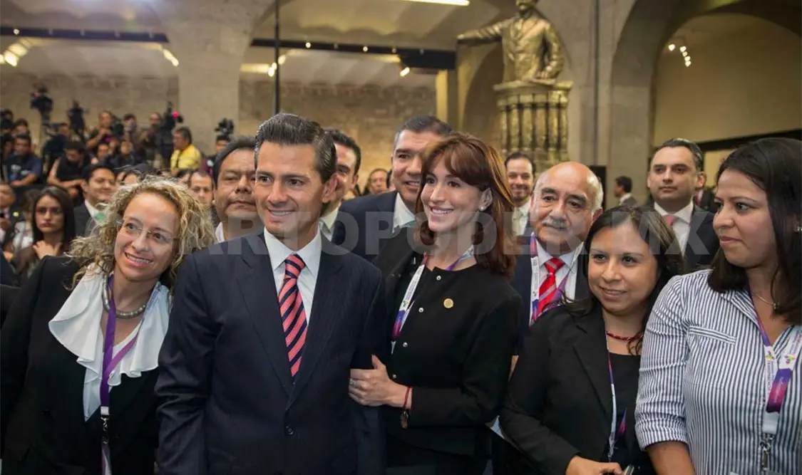 Llama EPN a cerrar el paso a gobiernos autoritarios