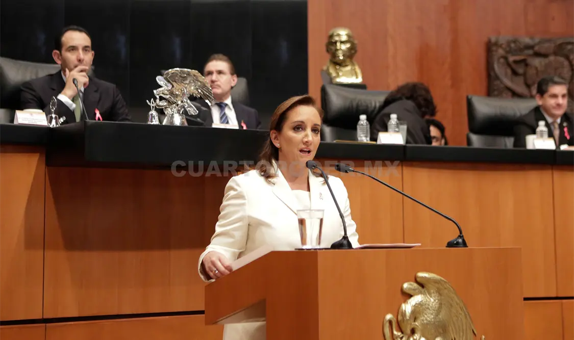 La canciller Claudia Ruiz Massieu durante su comparecencia ante el pleno del Senado. NTX