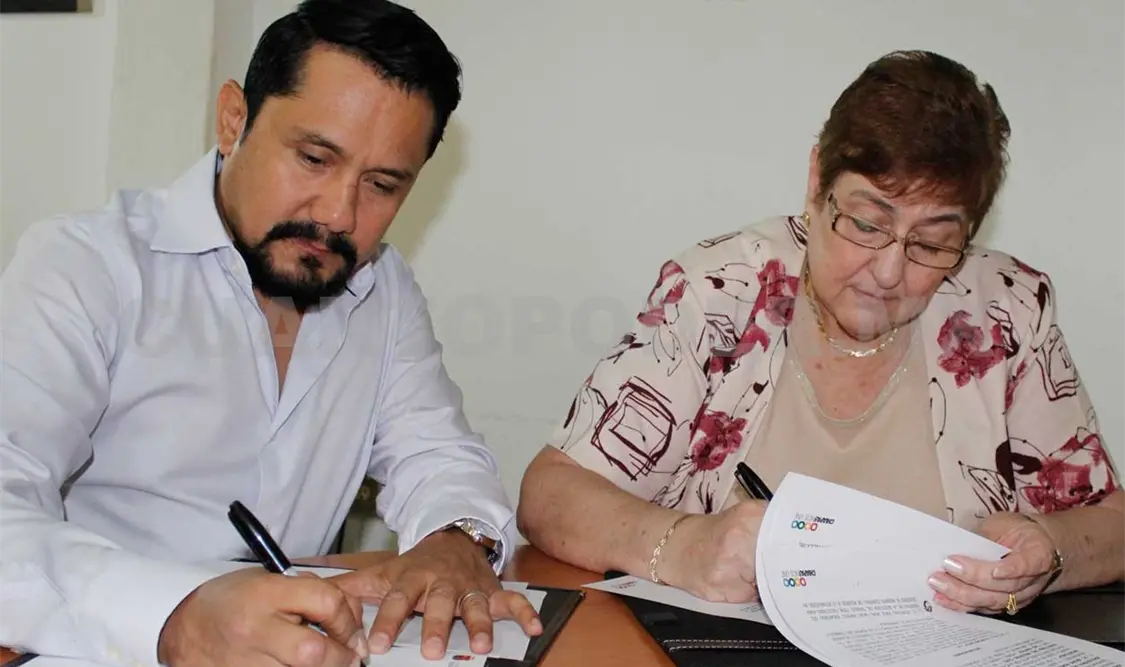 Firman Convenio para expedir actas