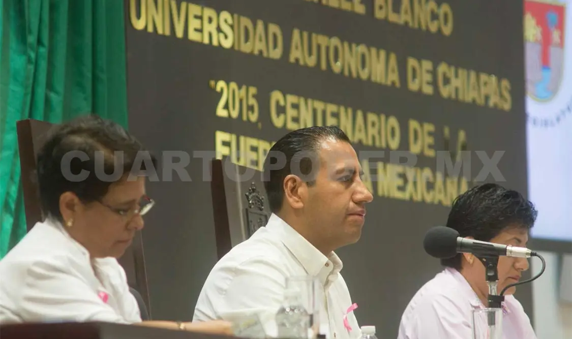 A tomar conciencia sobre el cáncer de mama, exhortan diputadas