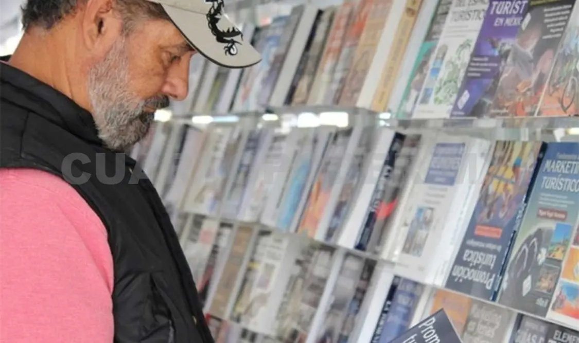 Quienes leen periódicos lo asocian a su interés por la “cultura general o por estar al día”. Agencias