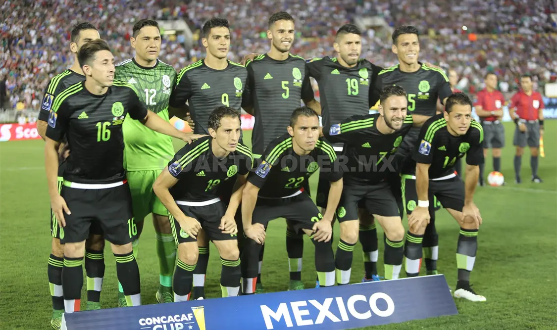 Equipo titular de la selección mexicana que esta noche venció a Estados Unidos. NTX