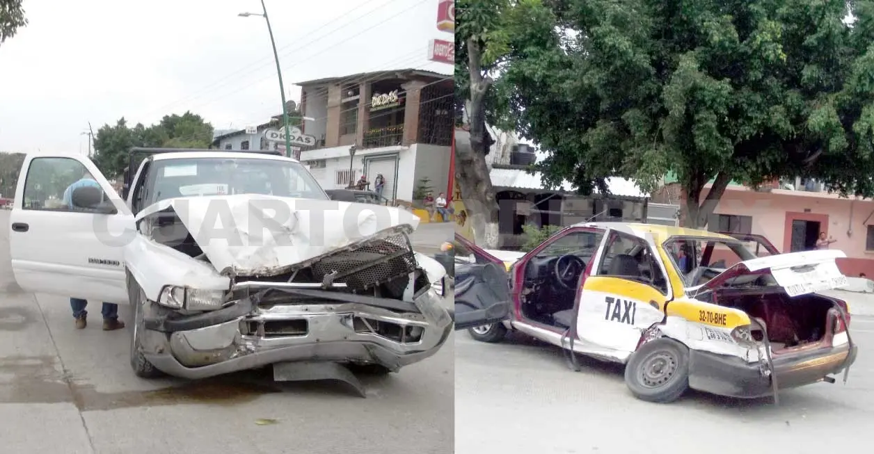 Taxista grave, tras ser impactado por pick up