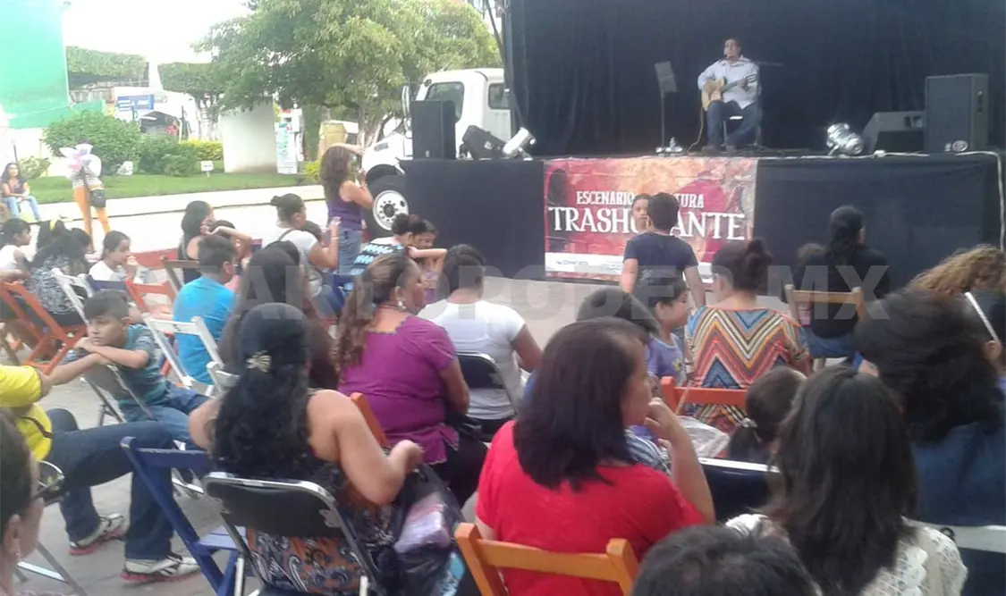 En una de las presentaciones en Tuxtla. Cortesía