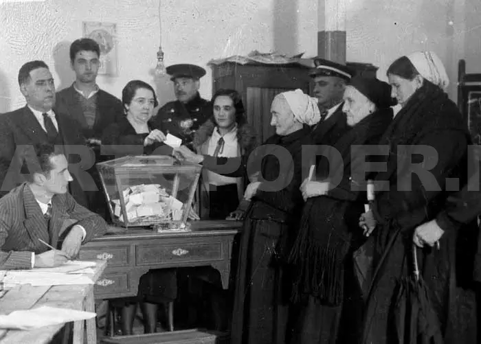 El 17 de octubre de 1953 se promulgó la reforma constitucional que reconoció el derecho de la mujer al voto. Agencias