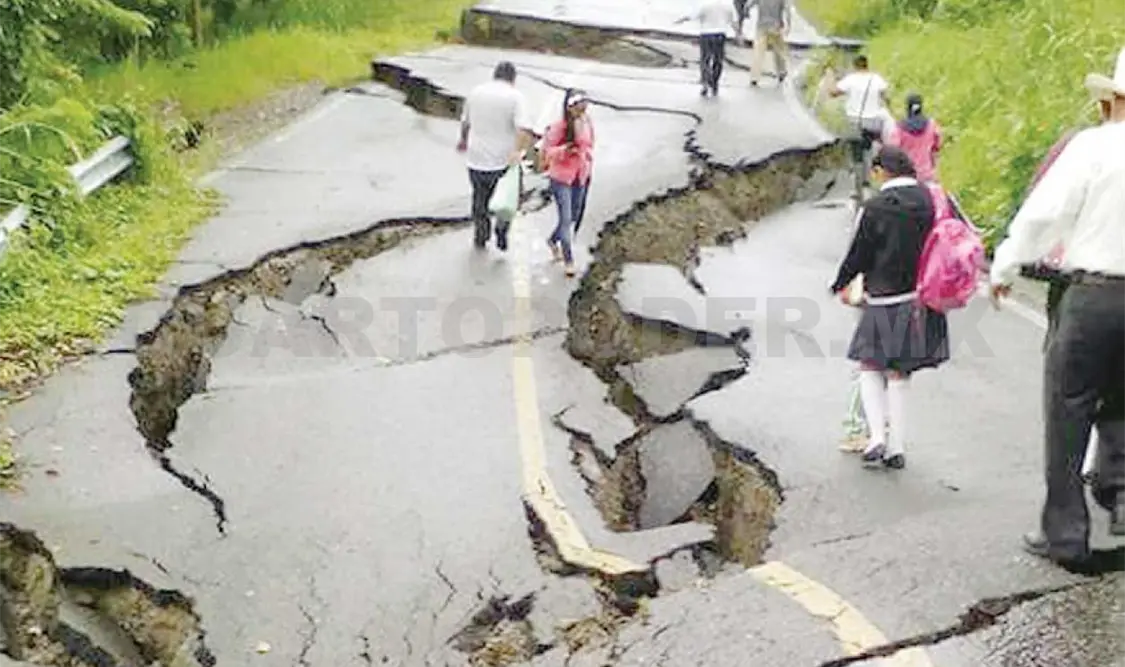 Restablecen tránsito en carreteras