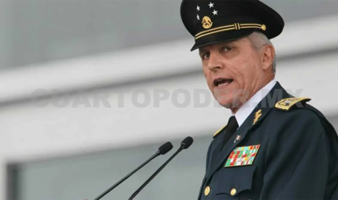 Cienfuegos destaca lealtad de Fuerza Aérea