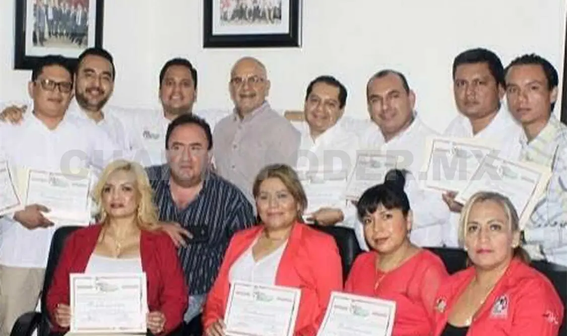 Toman protesta coordinadores de Corriente Crítica