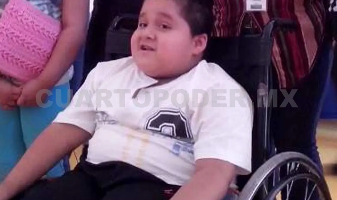 Busca apoyos para recuperar libertad jurídica y salud de su hijo